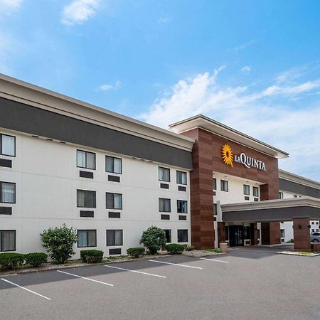 La Quinta Inn By Wyndham Indianapolis Airport Executive Dr מראה חיצוני תמונה